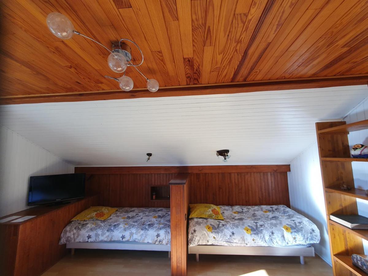 Chez Gilles Et Eveline Apartment Cruet ภายนอก รูปภาพ